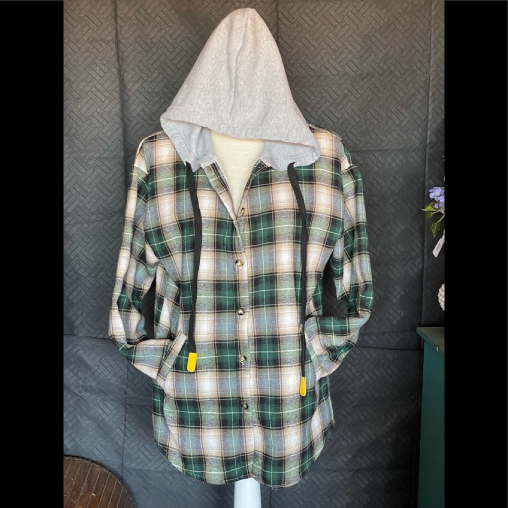 MIYODNBUK FLANNEL BRAND NEW SZ 6